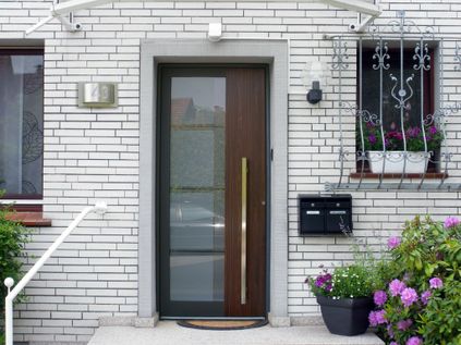 Kundenreferenzen | Moderne Haustür aus Holz | Holztüren der Firma KAPPELHOFF